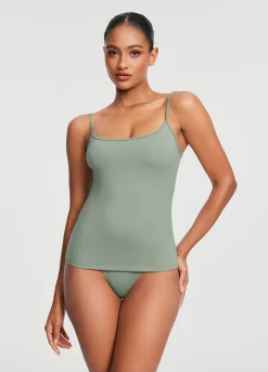 Tanktop mit dünnen Trägern