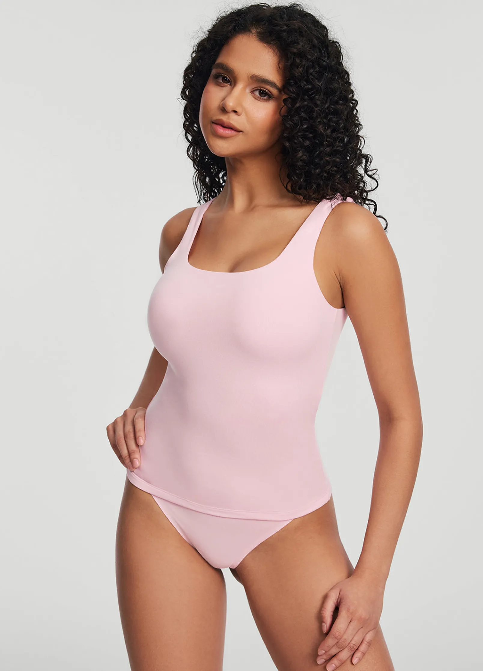 Tanktop mit eckigem Ausschnitt