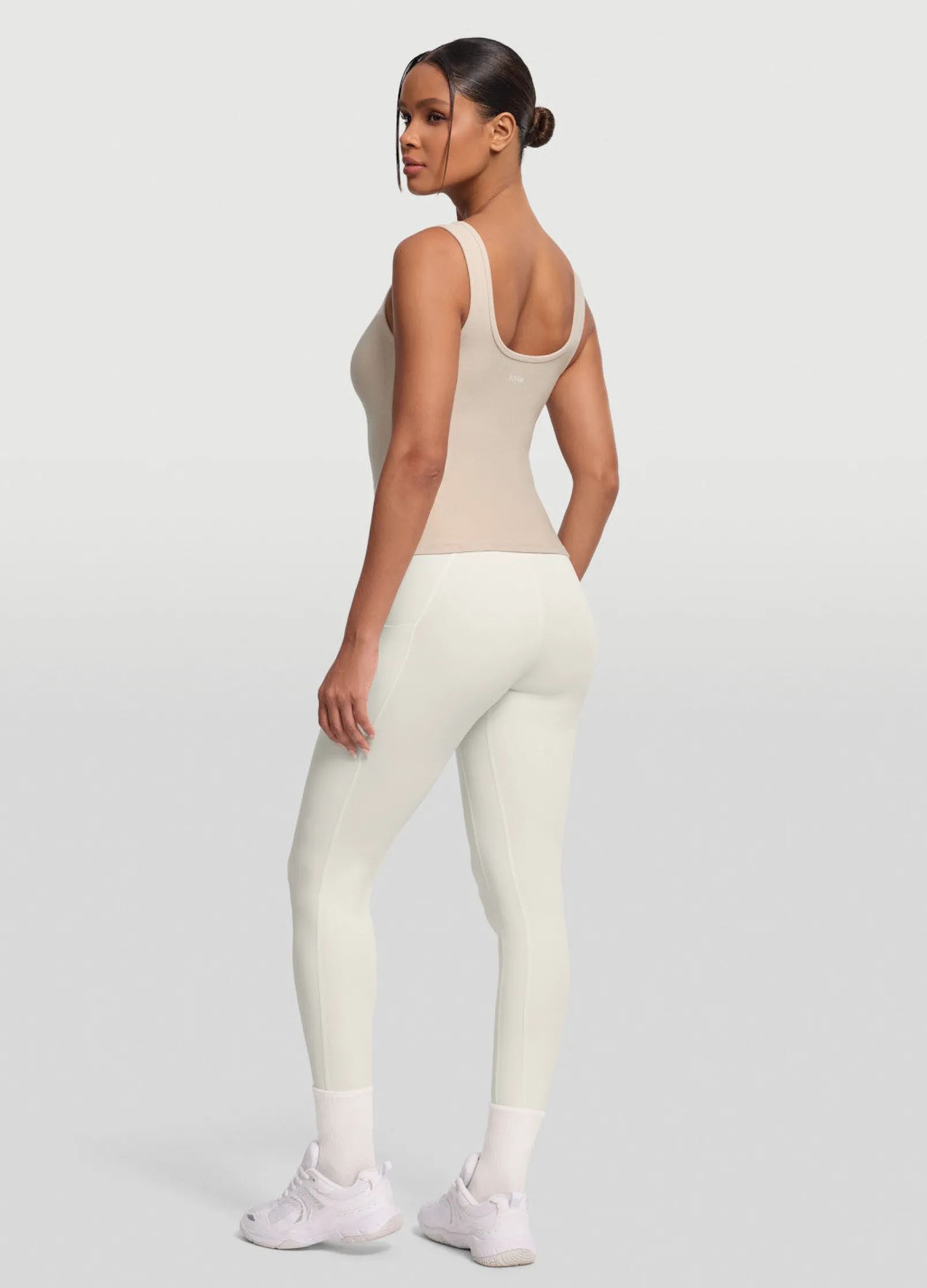 Tanktop mit Knopfleiste