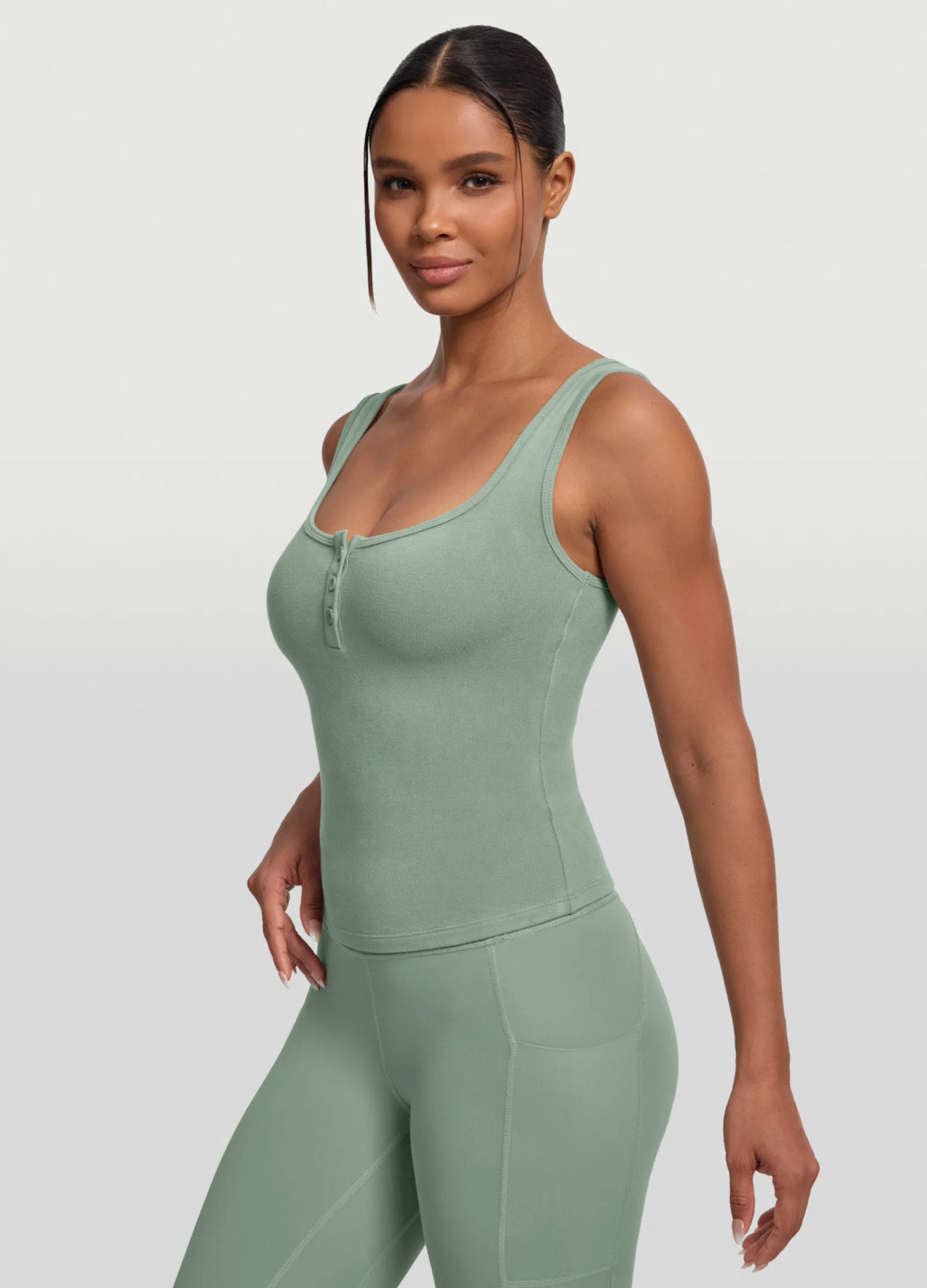 Tanktop mit Knopfleiste