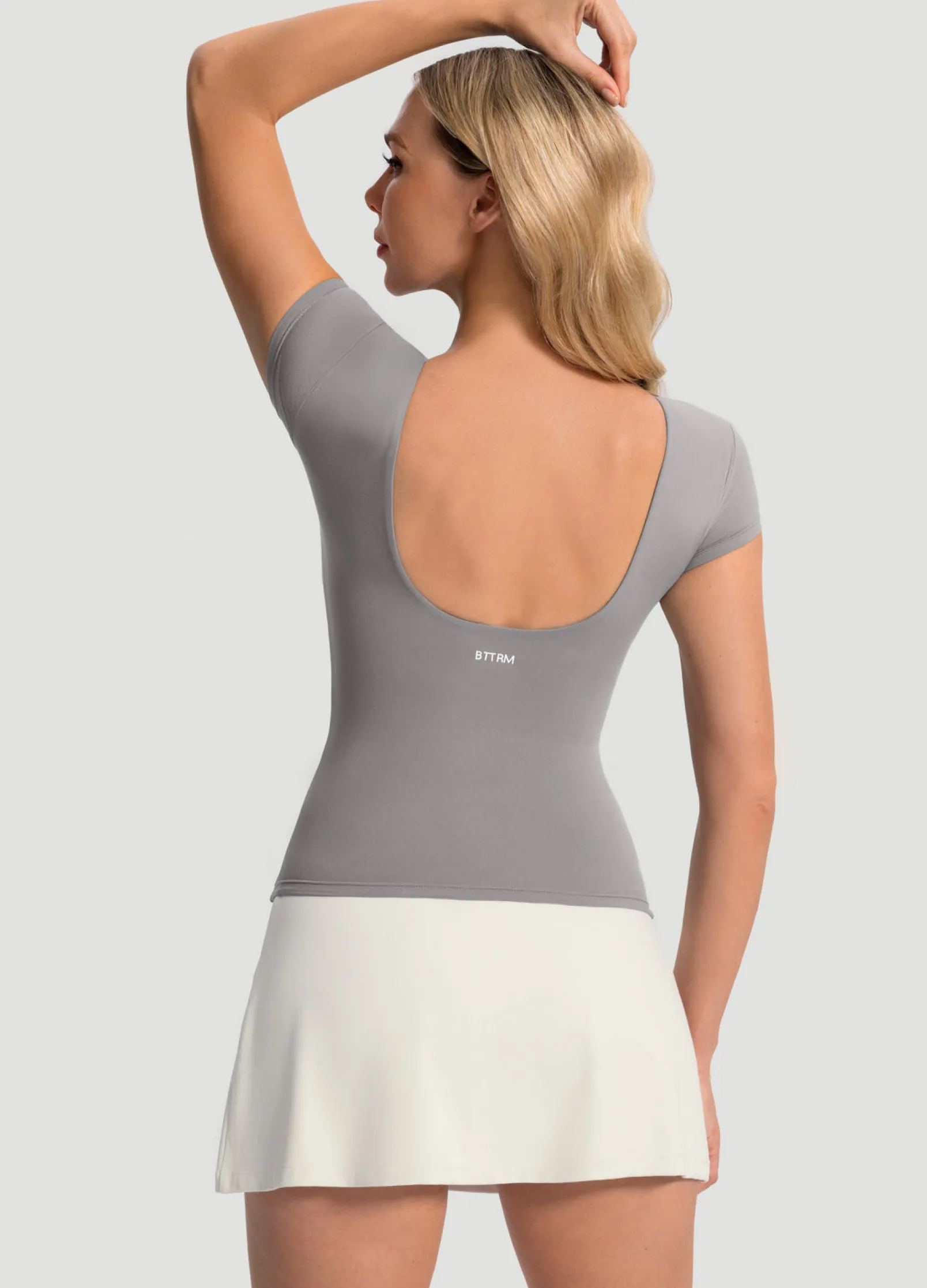 T-Shirt mit offenem Rücken